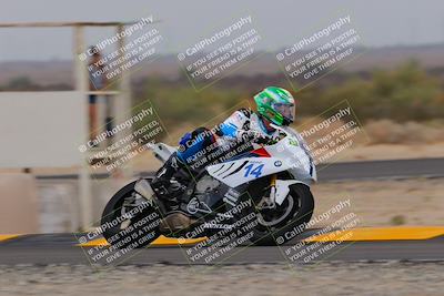 media/Sep-11-2022-SoCal Trackdays (Sun) [[81b7e951af]]/Turn 7 (1145am)/